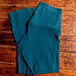 Lululemon High Rise Align Legging 23” - Size 4